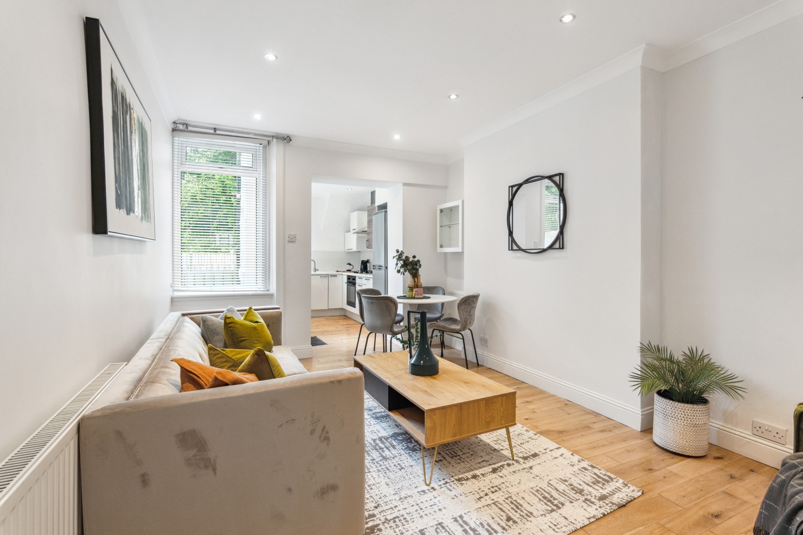 562 Crow Road, Jordanhill, G13 1NP Corum Property