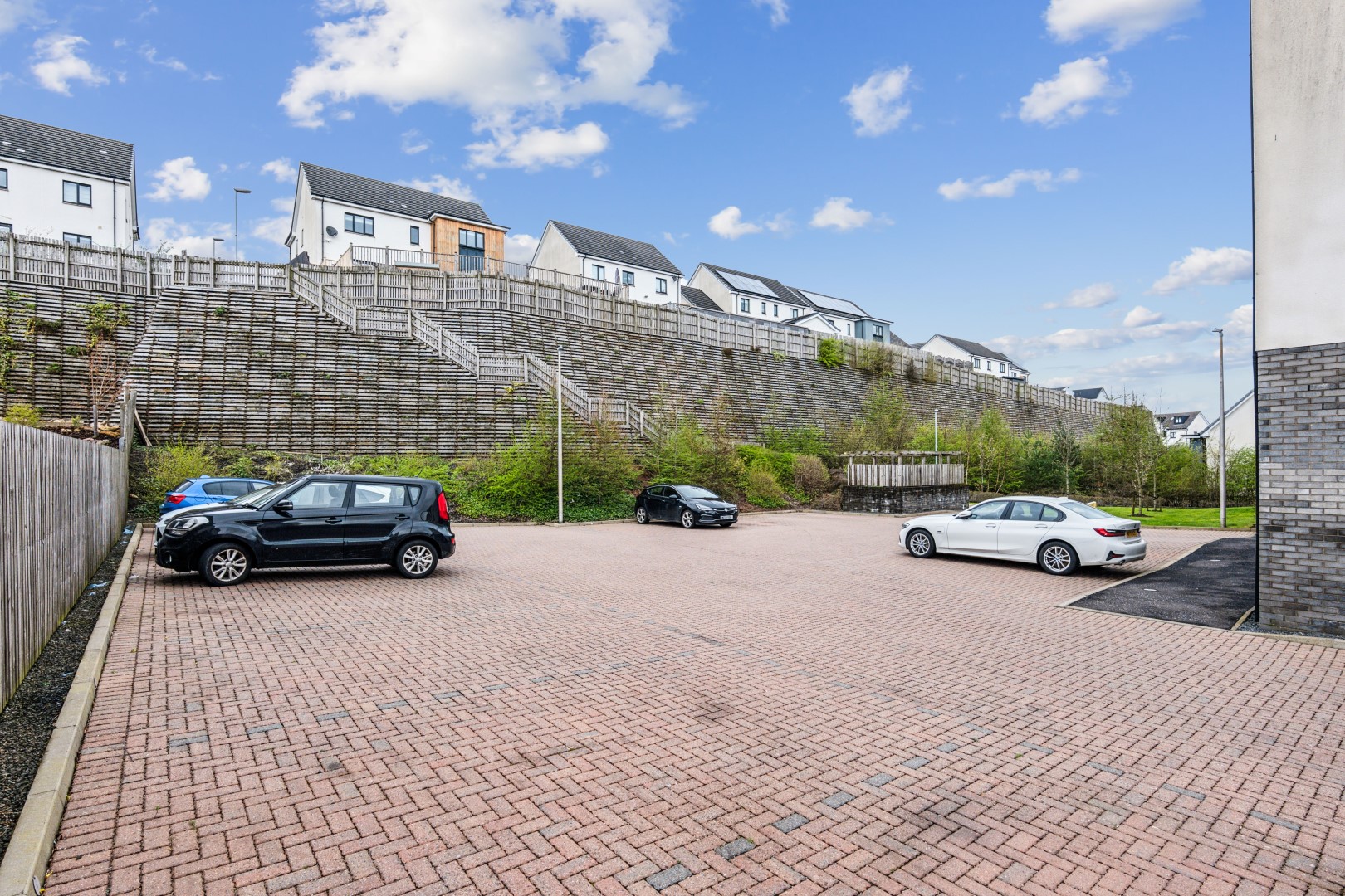 Flat 1/1, 14 Peters Gate, Bearsden, G61 3RY Corum Property