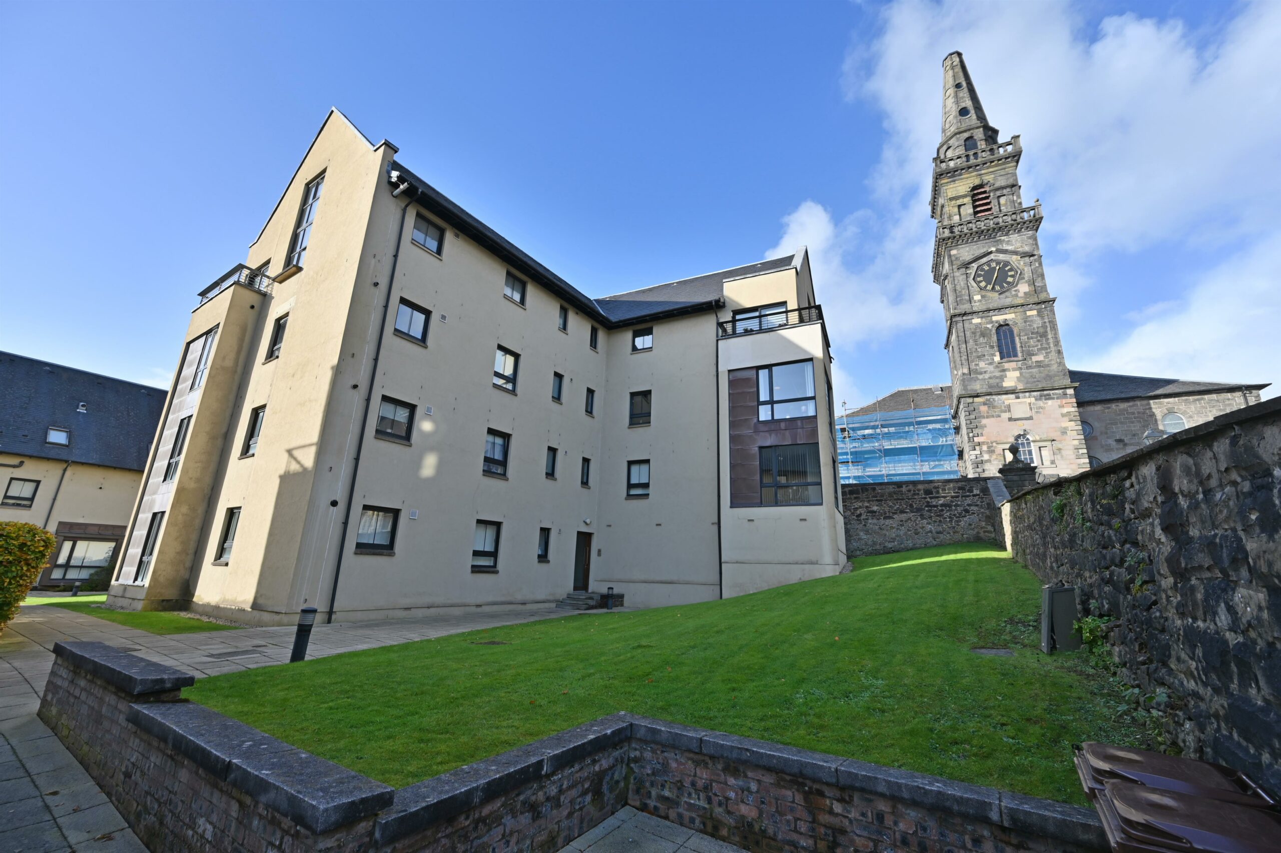 Church Hill, Paisley Corum Property