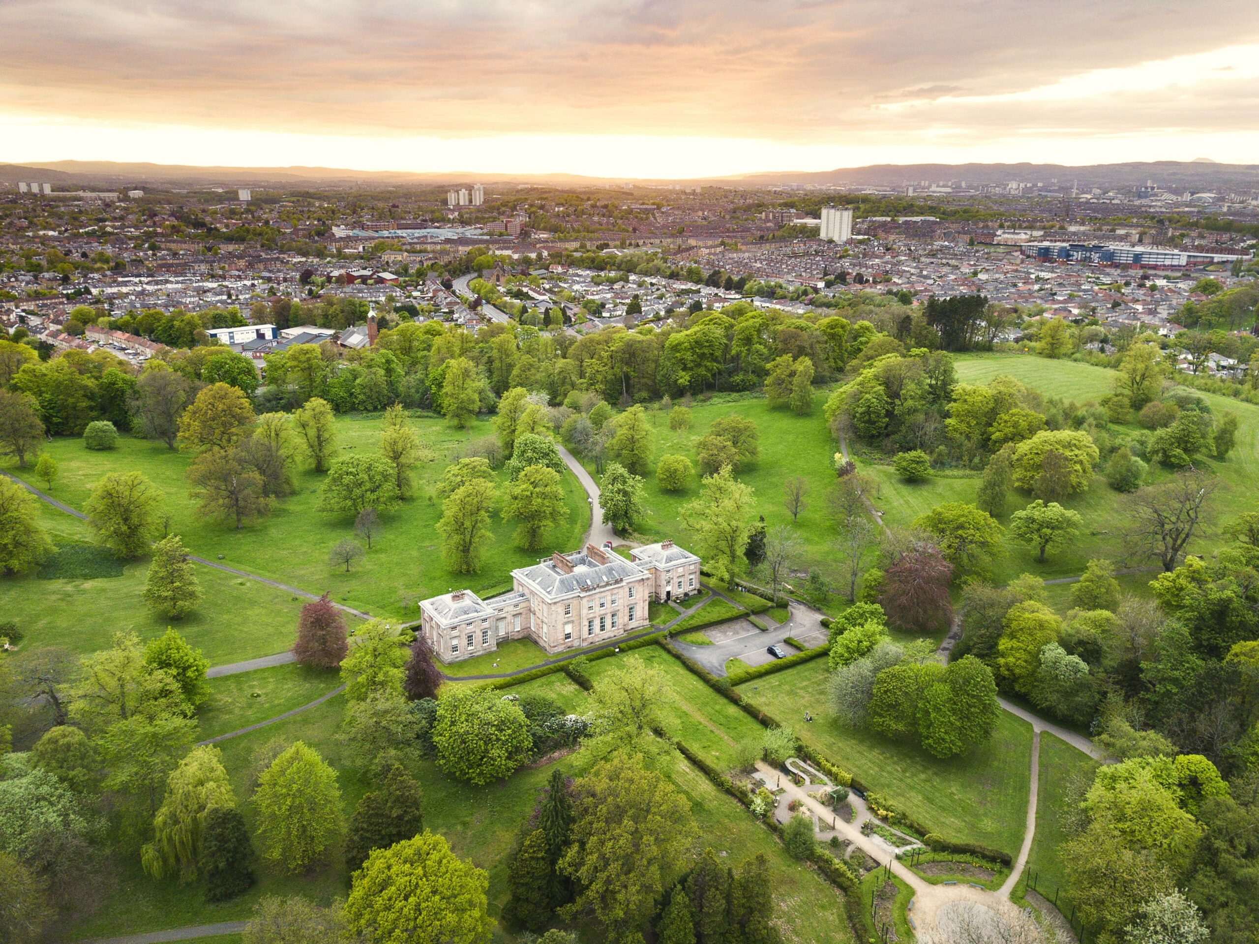 Flat 12, Aikenhead House, 325 Carmunnock Road, Kings Park, G44 5HL