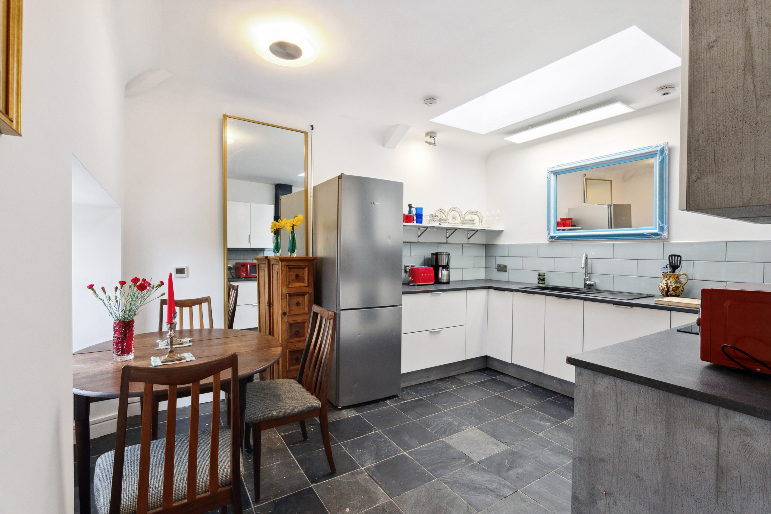 Flat 12, Aikenhead House, 325 Carmunnock Road, Kings Park, G44 5HL