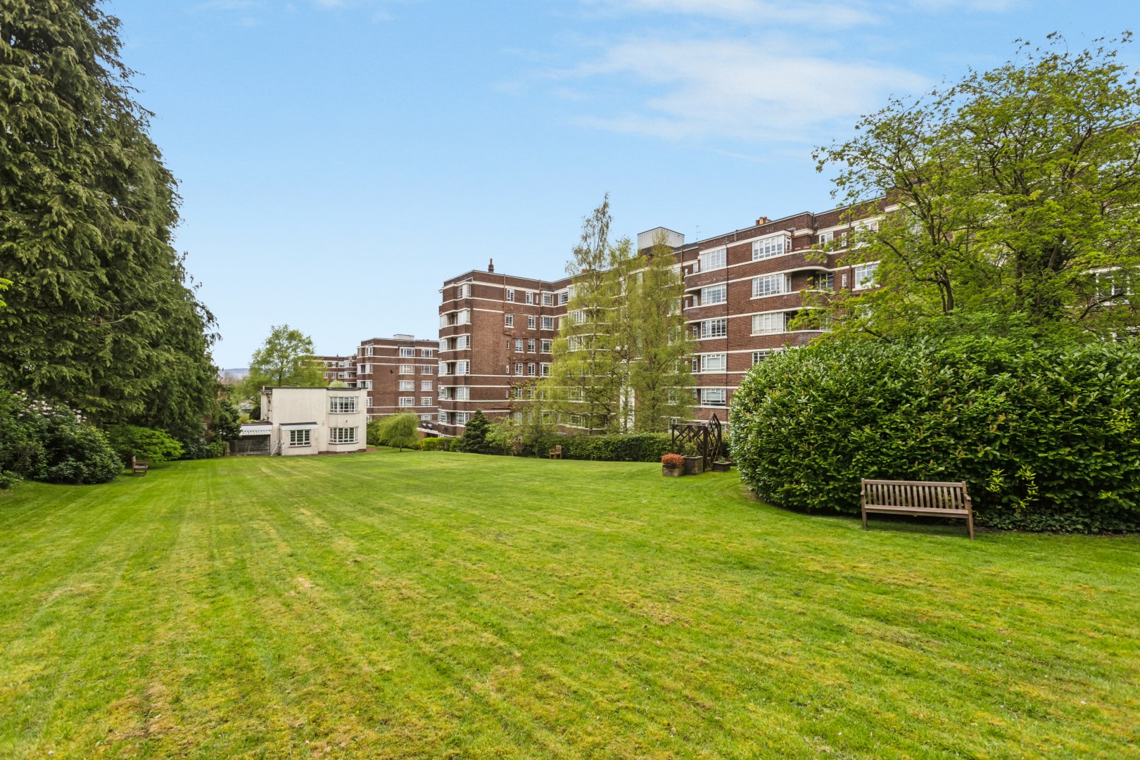 4 Kelvin Court, Claythorne, G12 0AB Corum Property