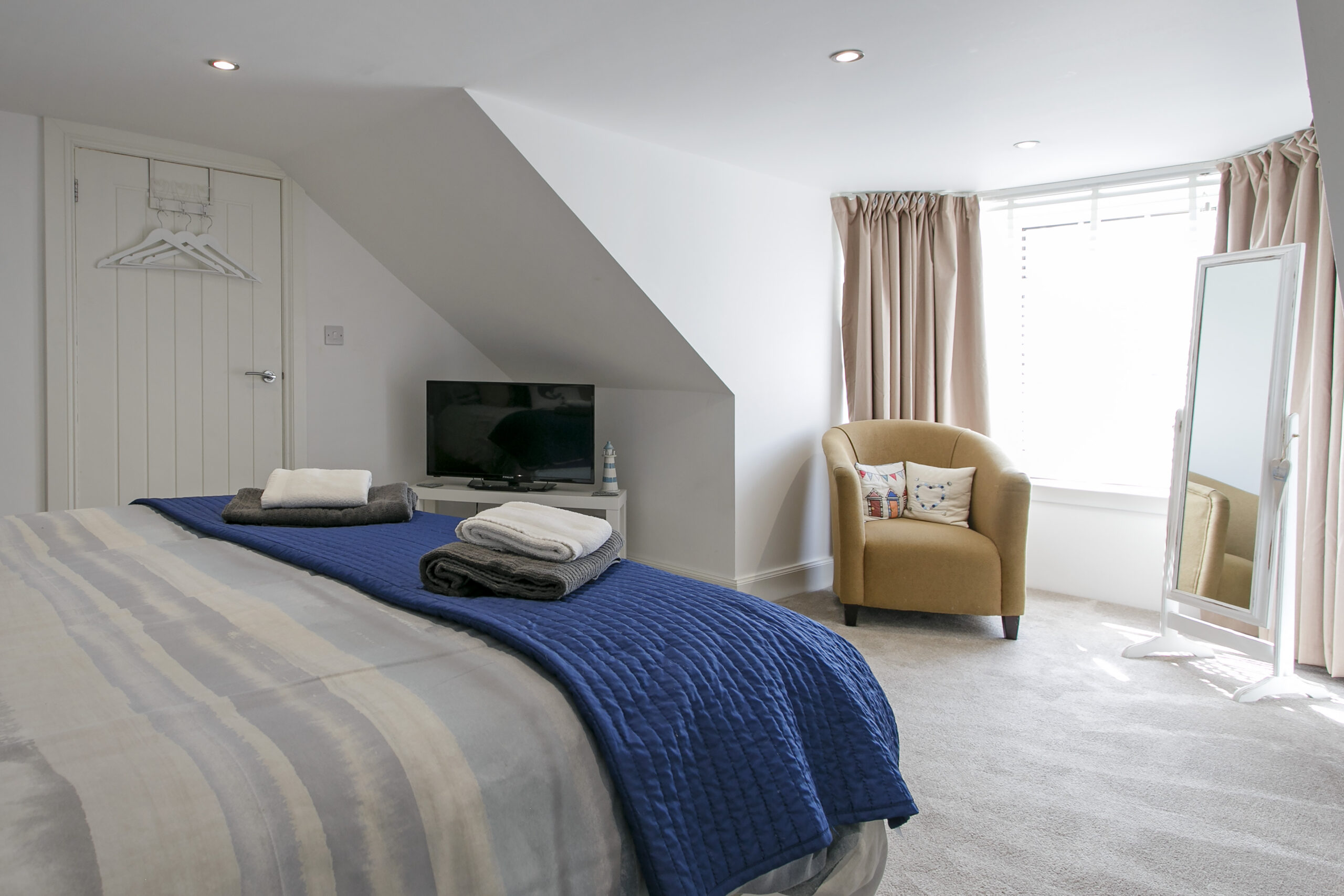 Cottage, 8a Welbeck Crescent, Troon, KA10 6AT Corum Property