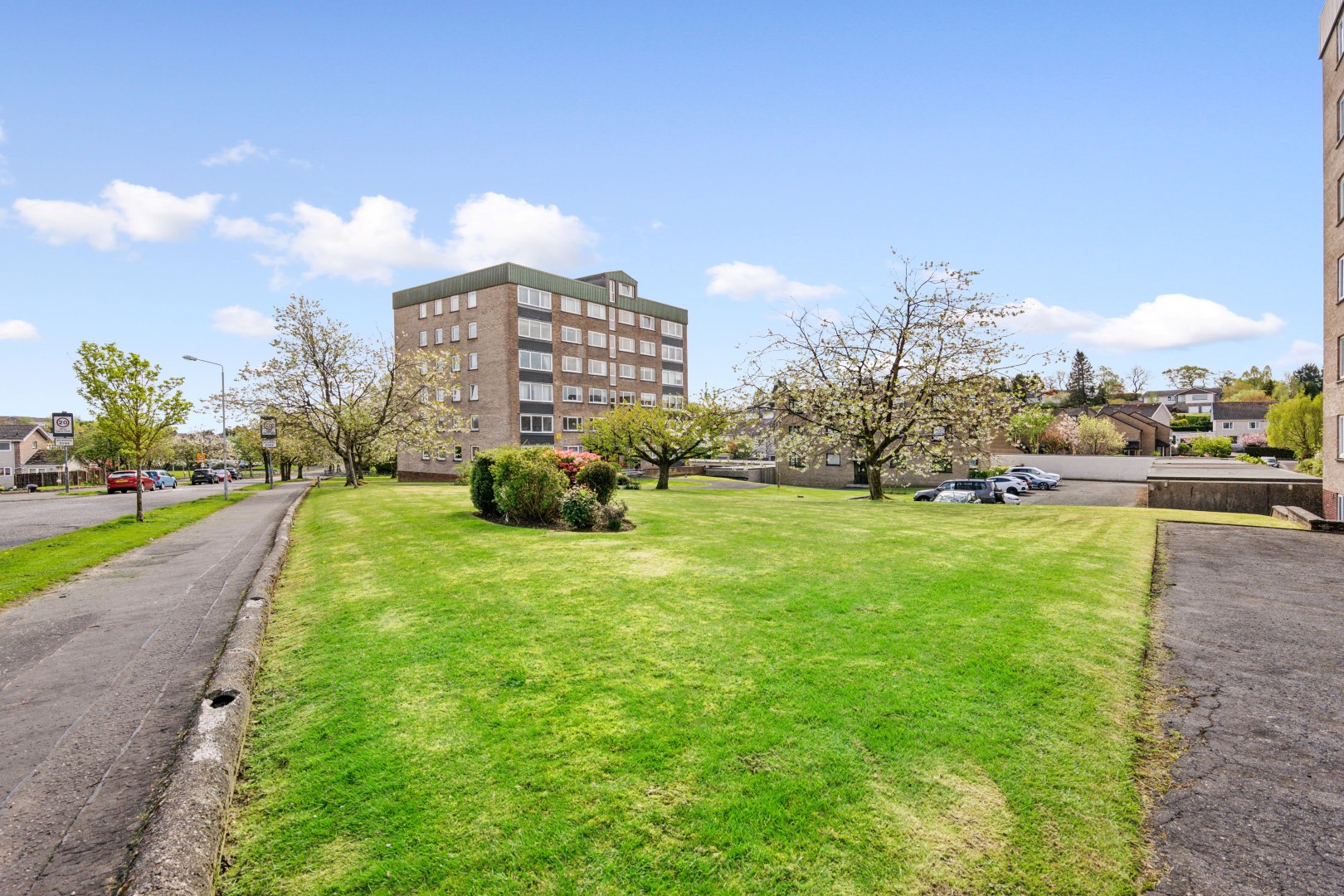 5A Lennox Court, 22 Stockiemuir Avenue, Bearsden, G61 3JN Corum Property