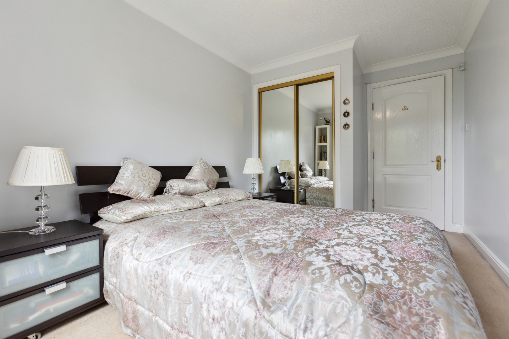 145 Henderland Road, Bearsden, G61 1JA Corum Property