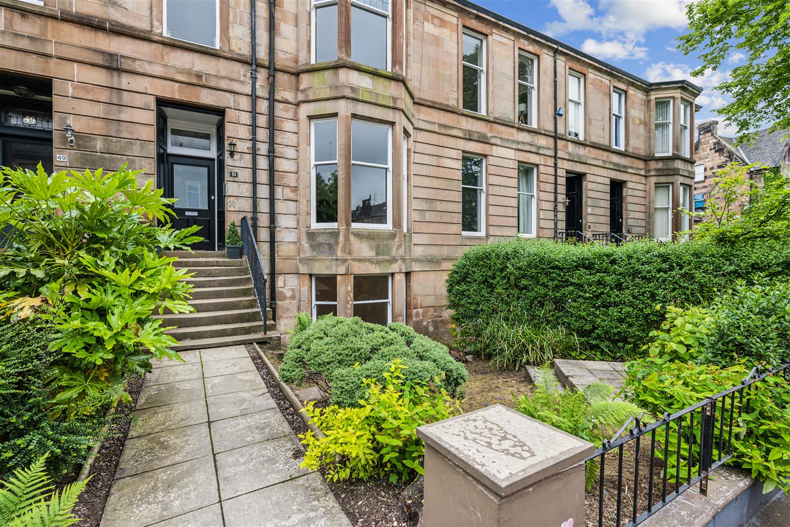 Garden Flat, 51 Marywood Square, Strathbungo, G41 2BN Corum Property