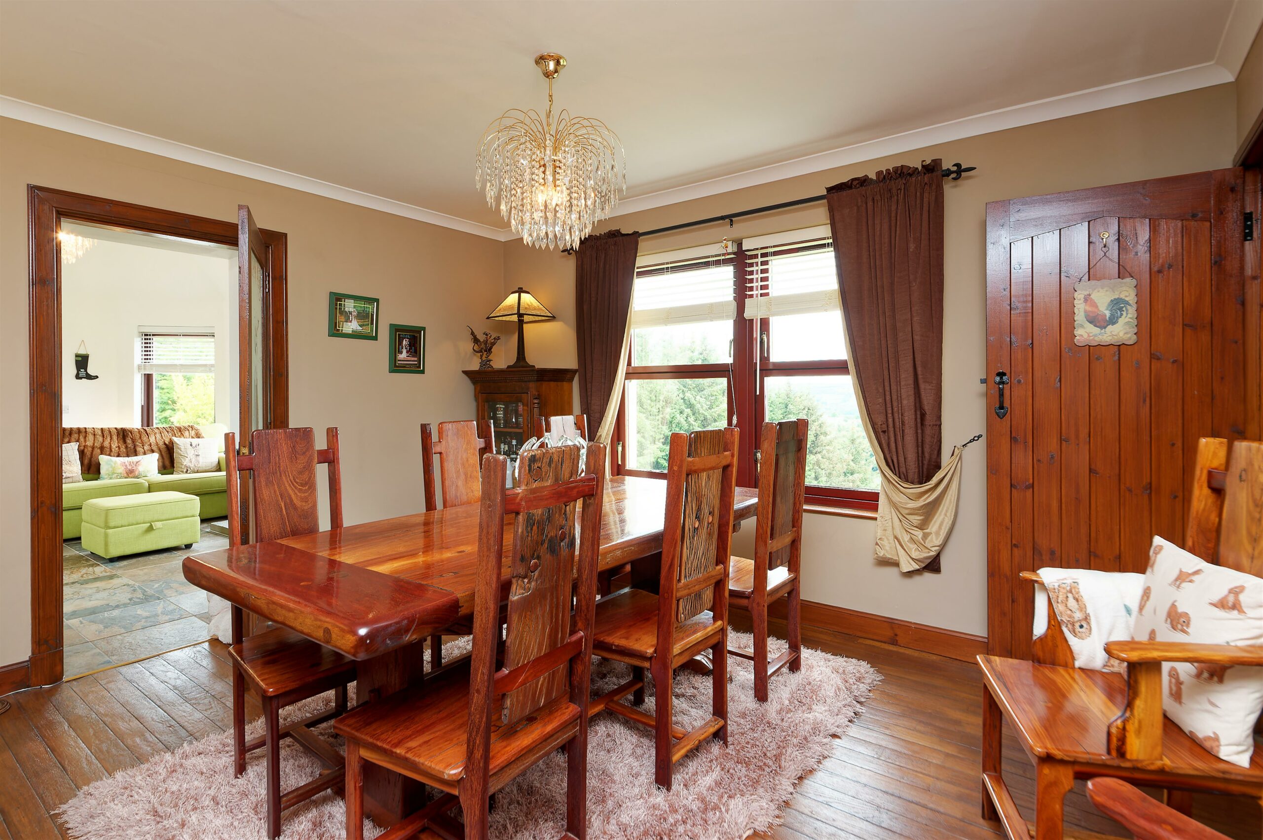 Woodgreen, Linthills, Lochwinnoch Corum Property