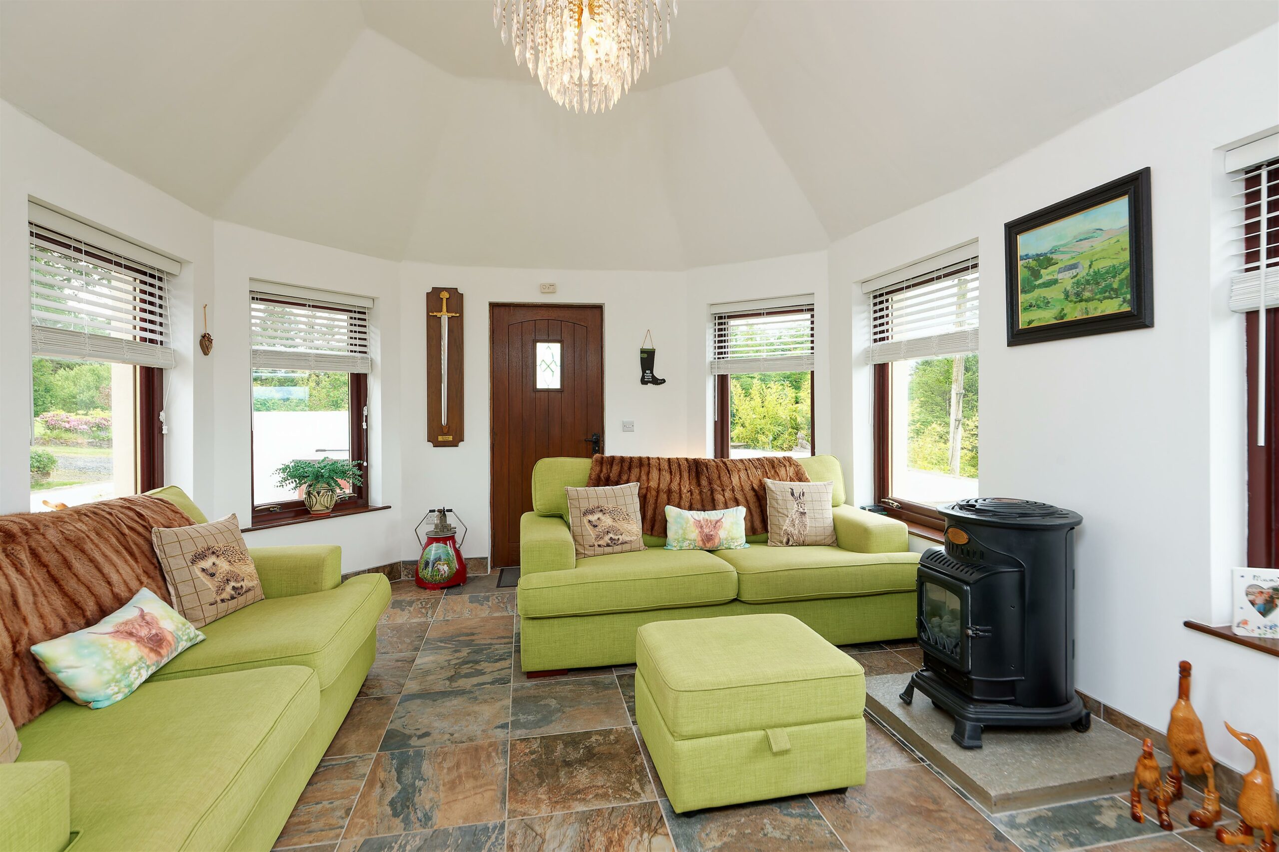 Woodgreen, Linthills, Lochwinnoch Corum Property