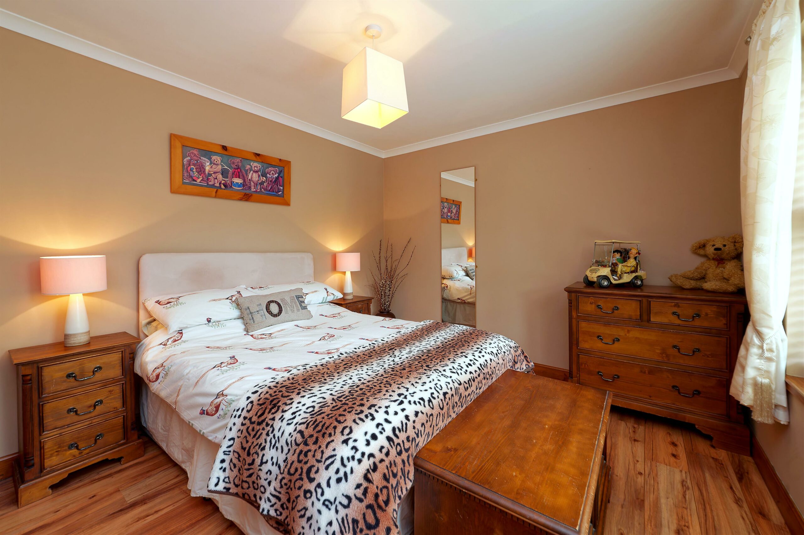 Woodgreen, Linthills, Lochwinnoch Corum Property