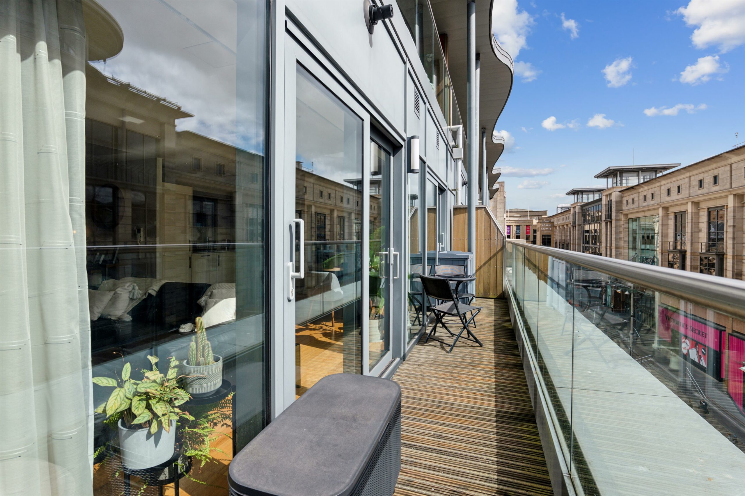 NM4376_3-12 Bucanan Gardens_7 Bath Street_Glasgow_G2 1HS_img8