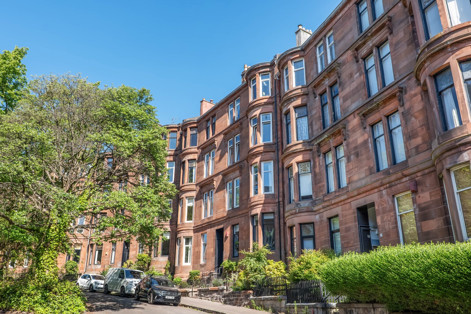 3.2 6 Caird Drive E (Large)