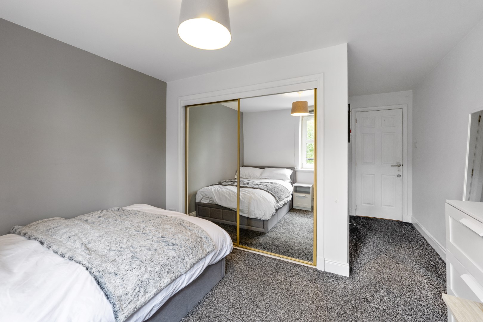 2.2 170 Crow Road F (Large)