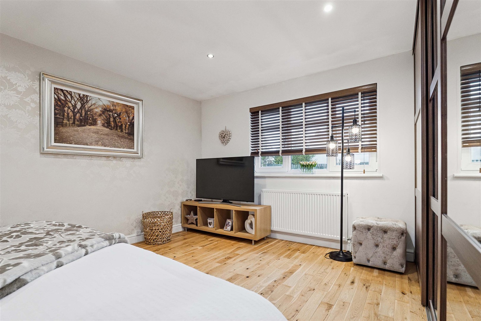 158 Alderman Road 11 (Large)