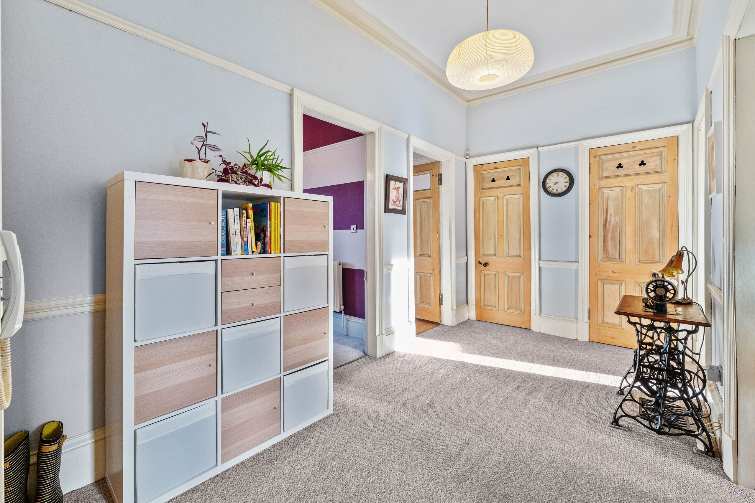 2.2, 43 Durward Avenue (12)