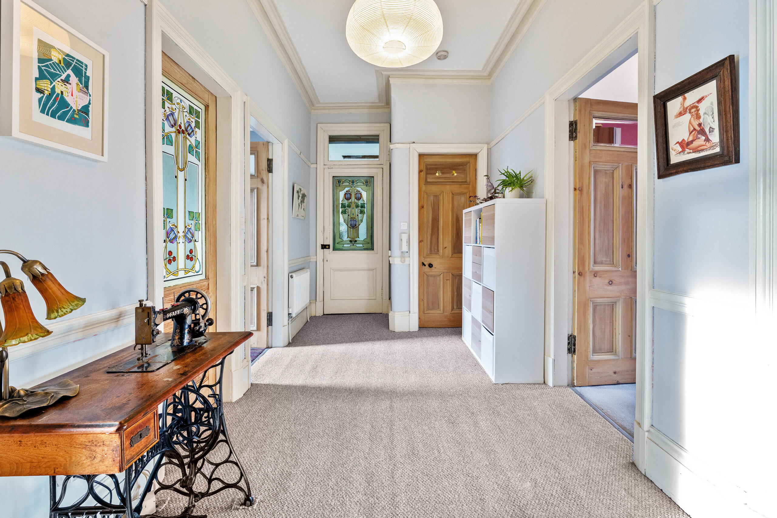 2.2, 43 Durward Avenue (13)