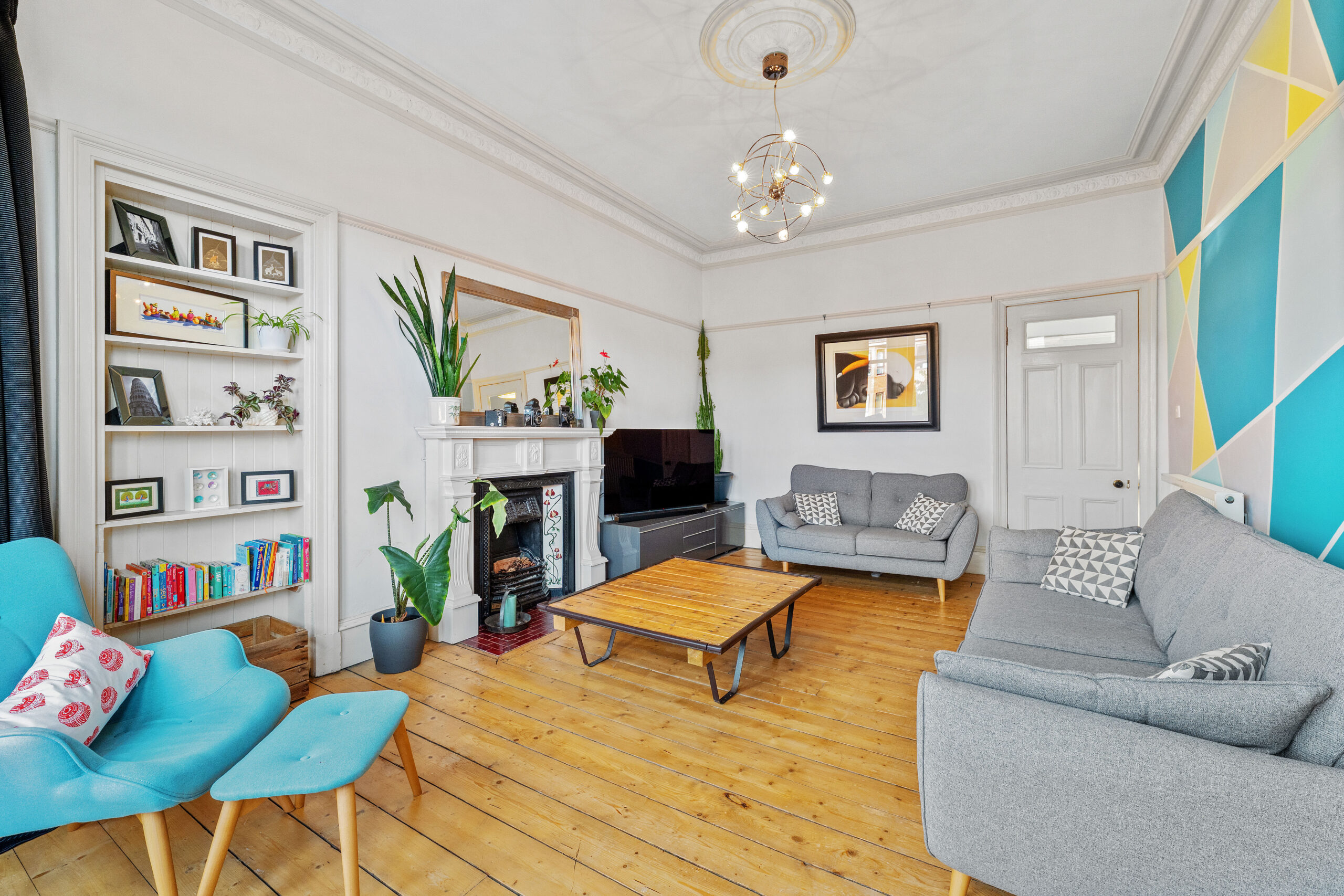 2.2, 43 Durward Avenue (9)