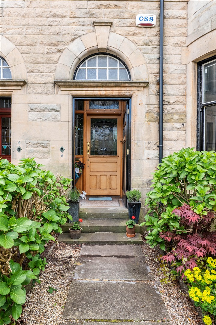 6 Helensburgh Drive 23 (Large)