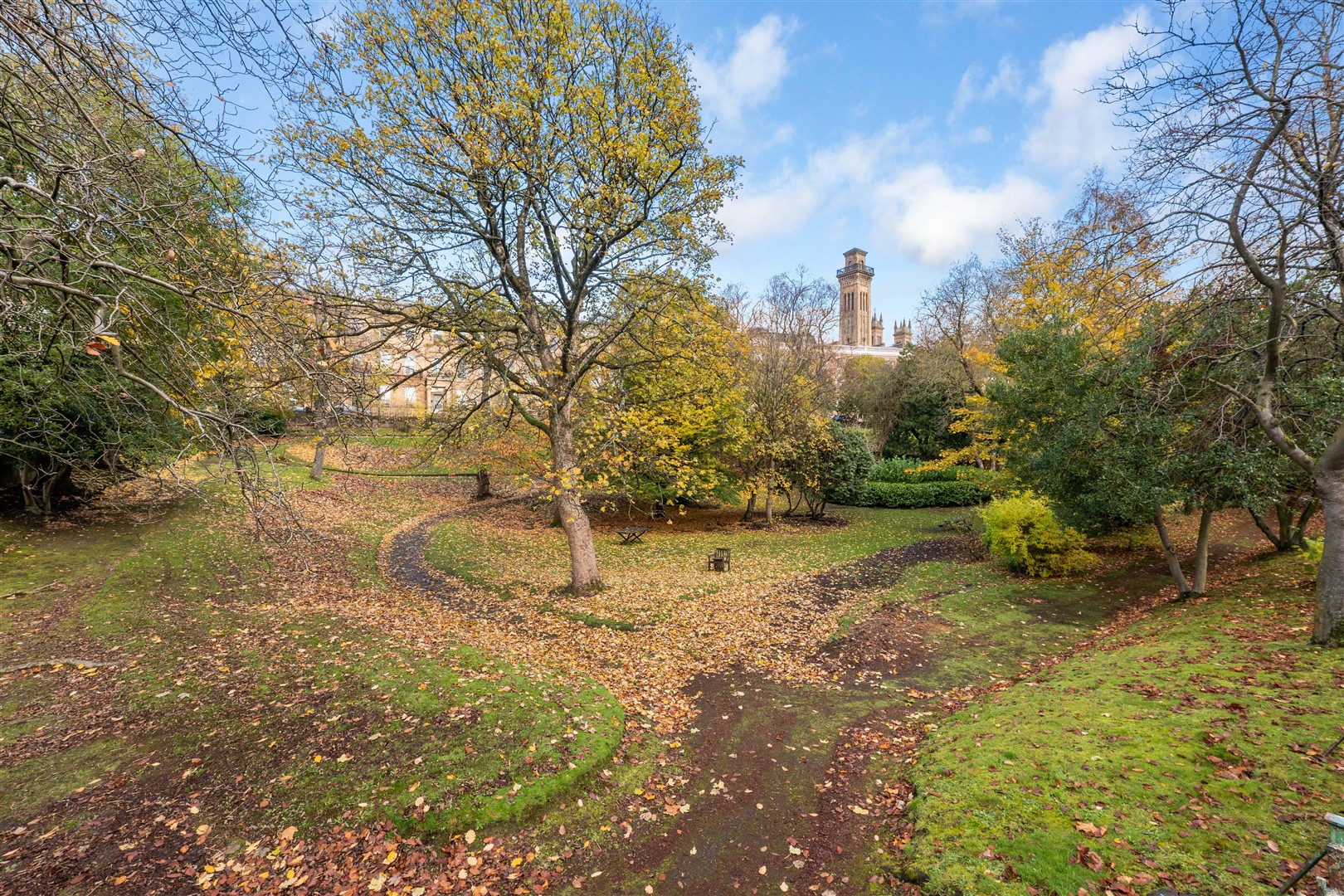 F1 12 Clairmont Gardens 22 (Large)