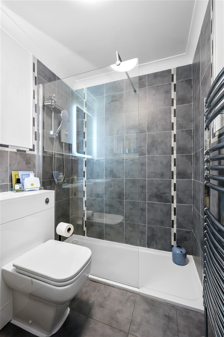 0.2 18 Willowbank Street 10 (Large)