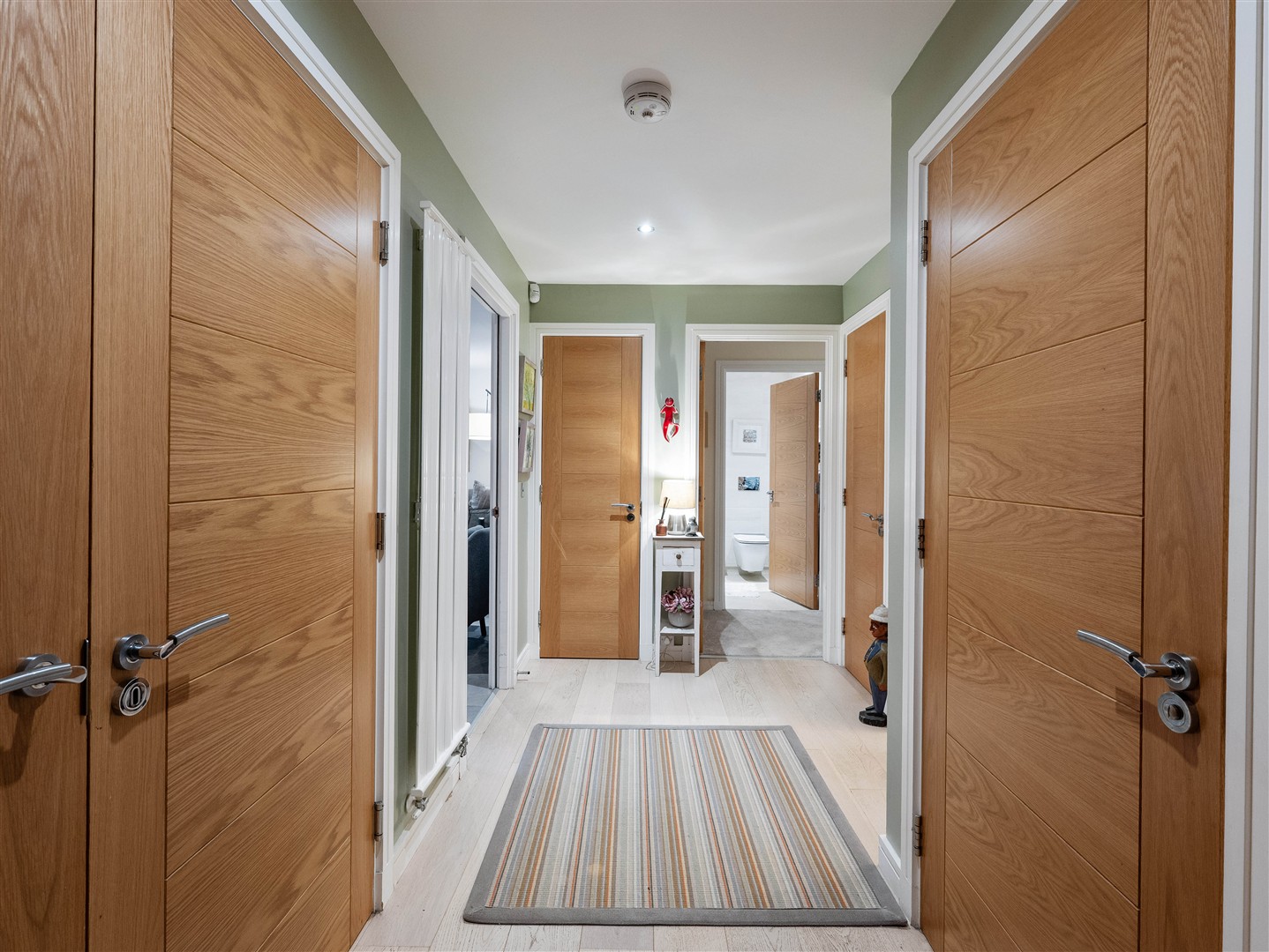 1.1 1 Hamilton Gardens 2 (Large)