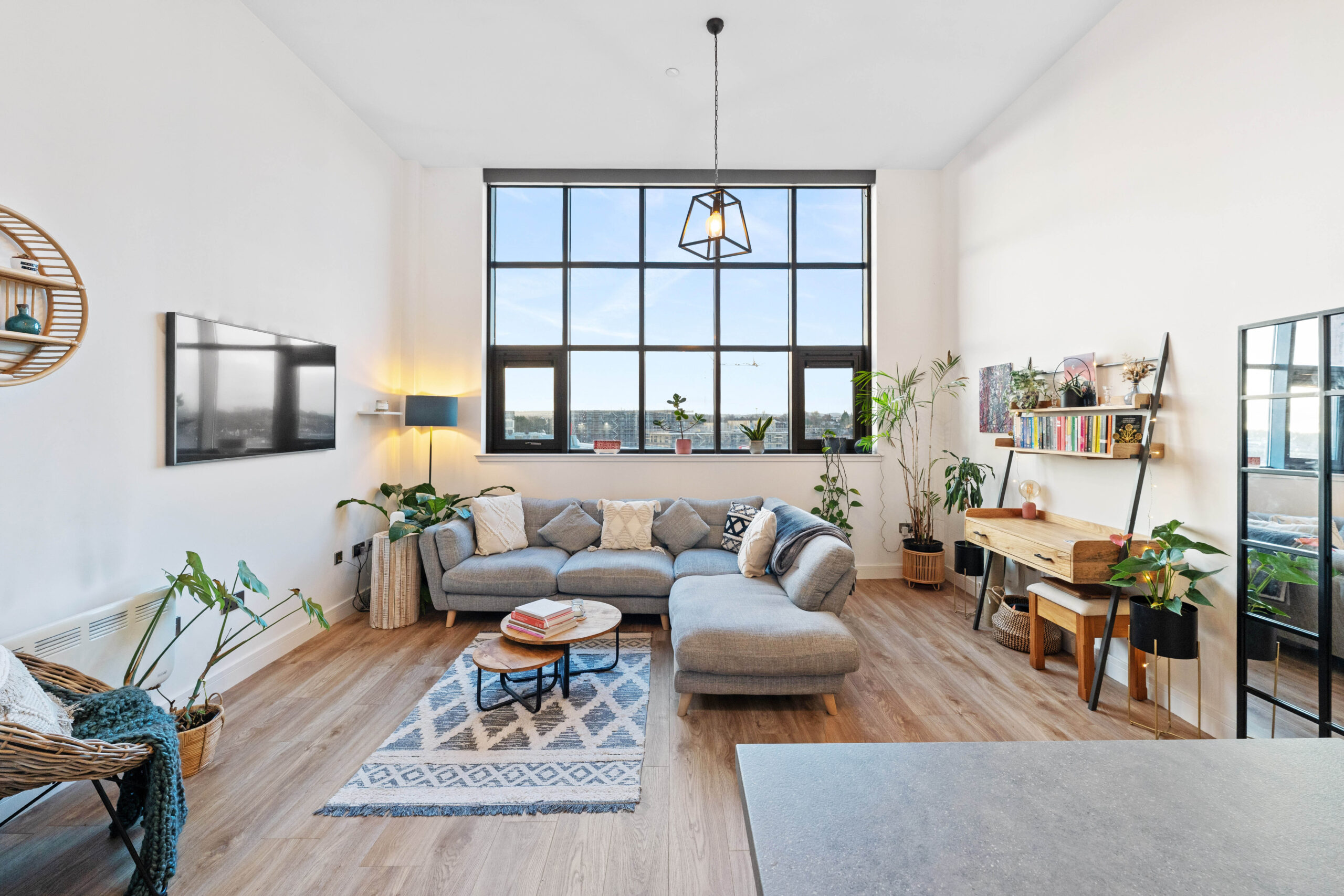 2.10, 60 Inverlair Avenue (10)