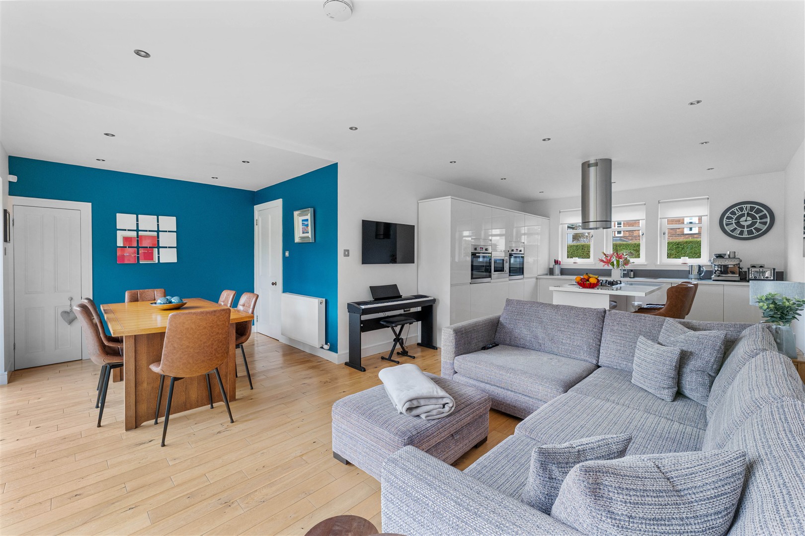 68 Westland Drive 5 (Large)