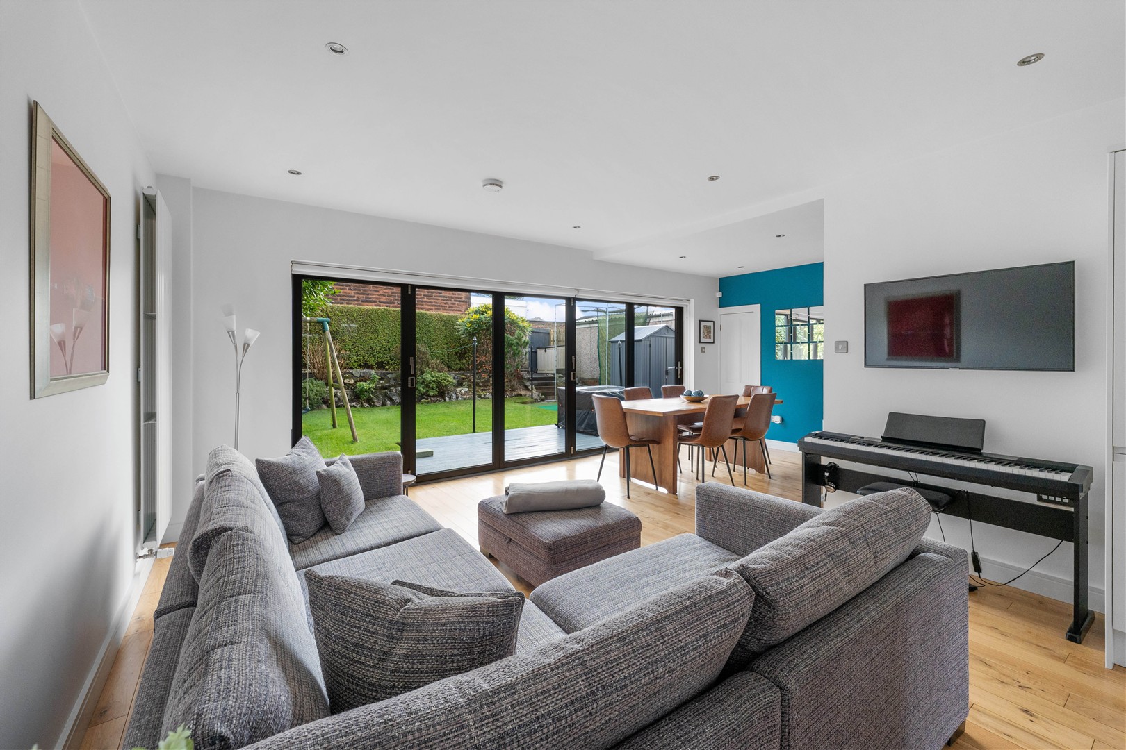 68 Westland Drive 6 (Large)