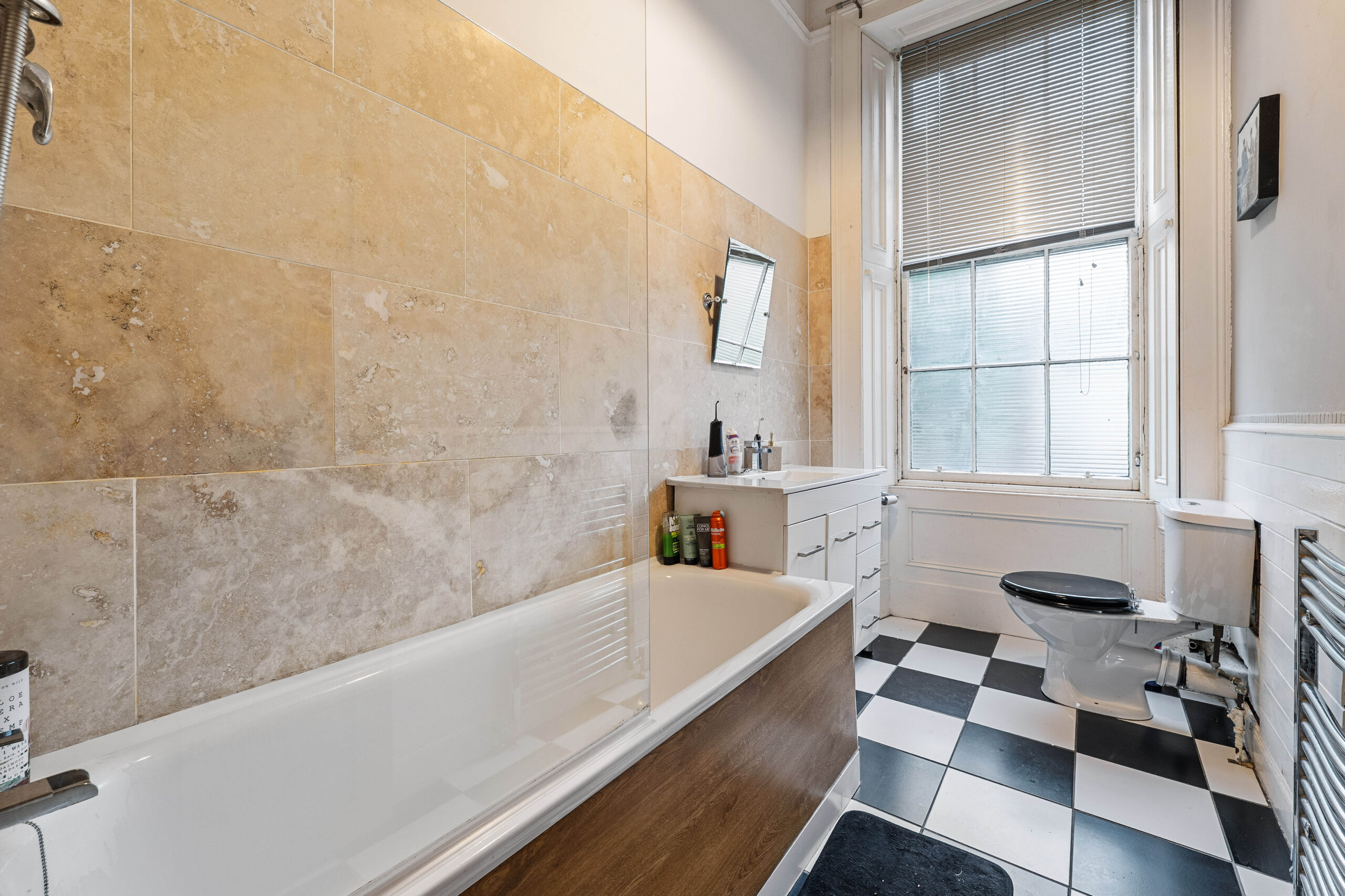 Elevated Ground Floor, 495 Shields Road (6)