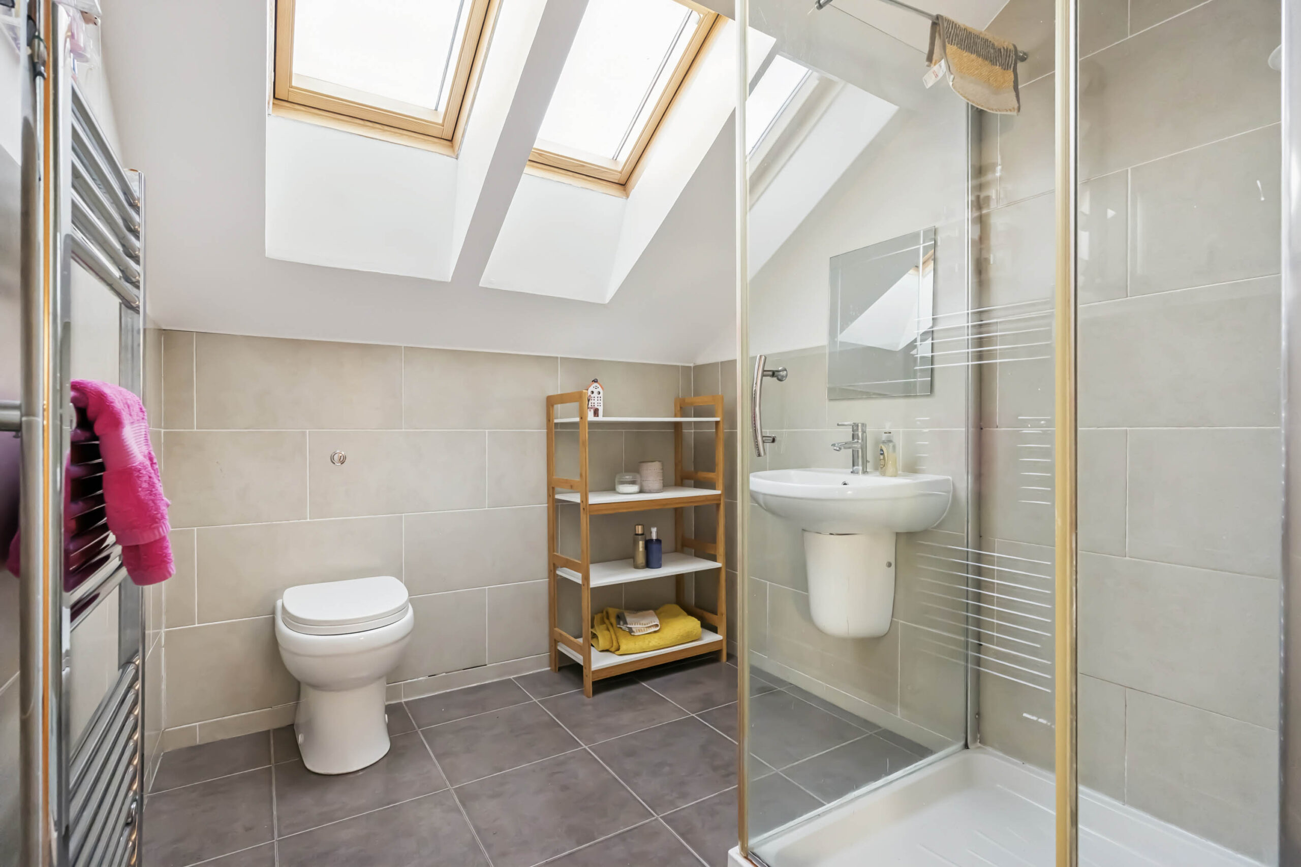 Ensuite to bedroom 3