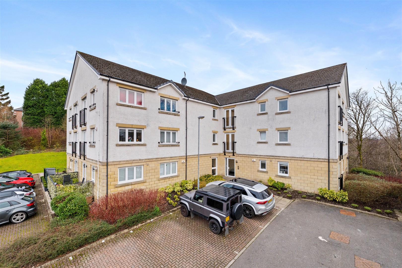 0.4 37 Kelvindale Court 1 (Large)