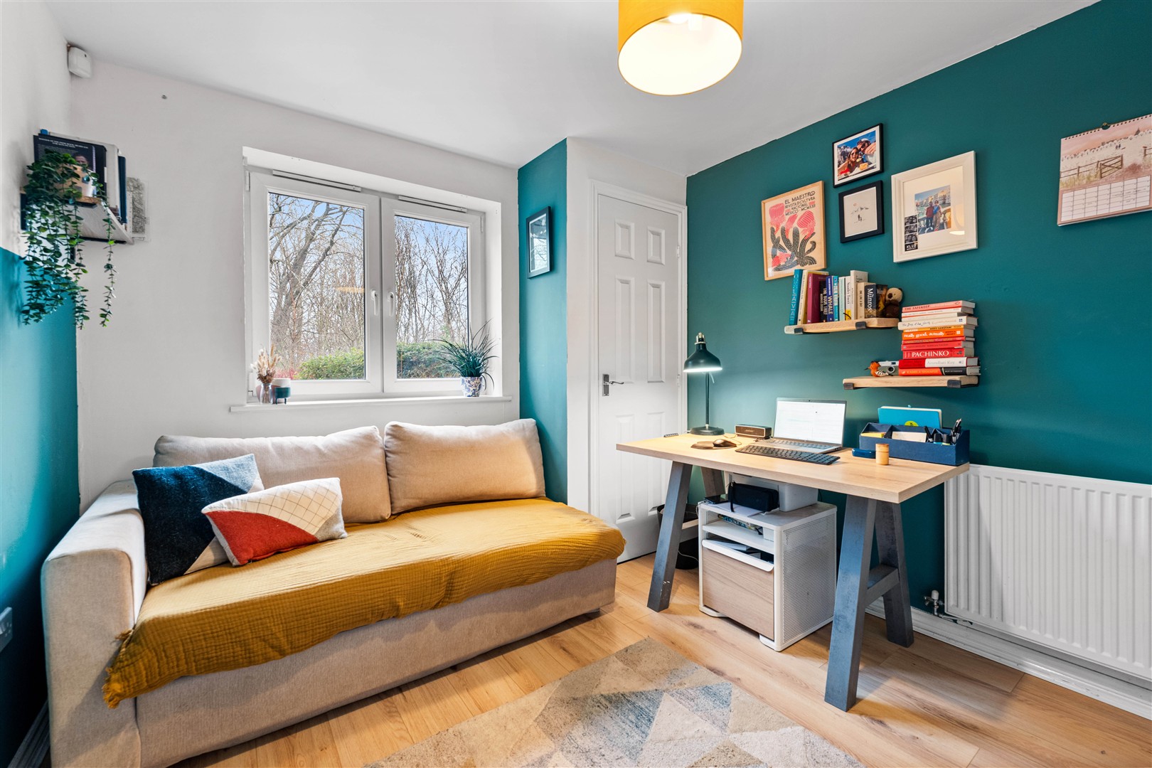 0.4 37 Kelvindale Court 10 (Large)