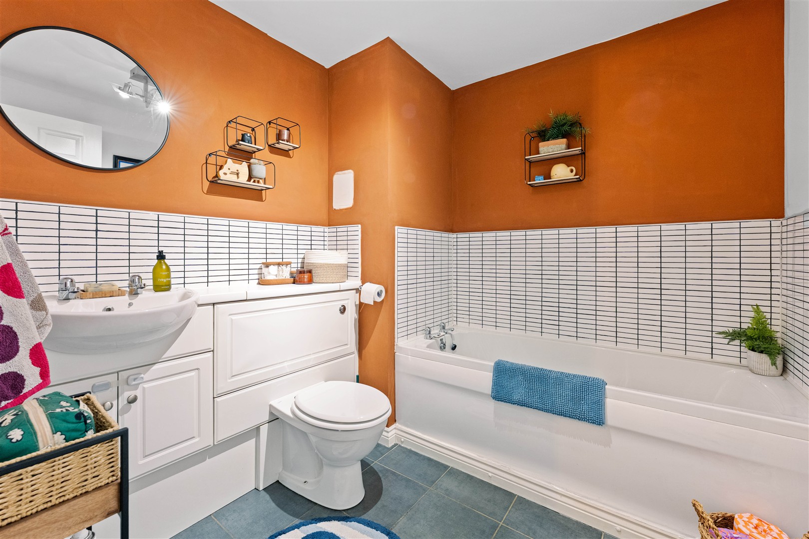 0.4 37 Kelvindale Court 11 (Large)