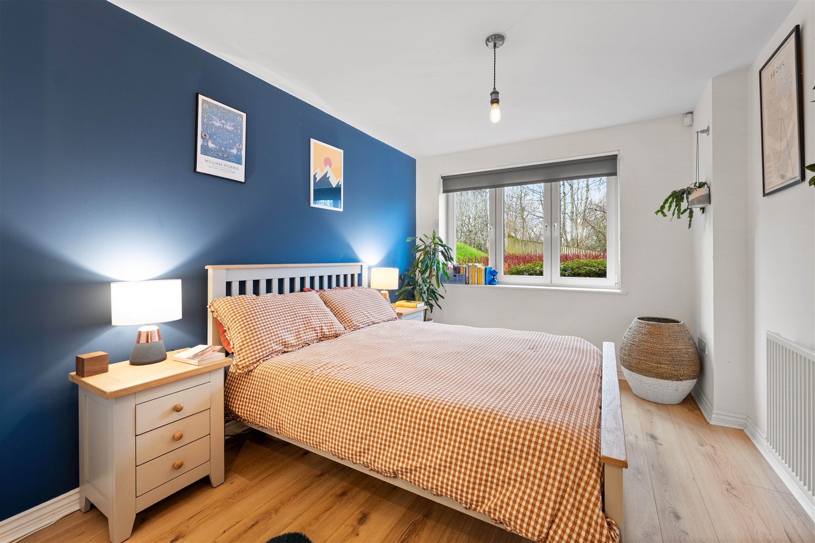 0.4 37 Kelvindale Court 7 (Large)