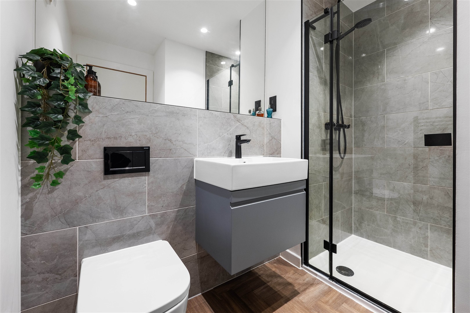 1.5 52 Lumsden Street 12 (Large)