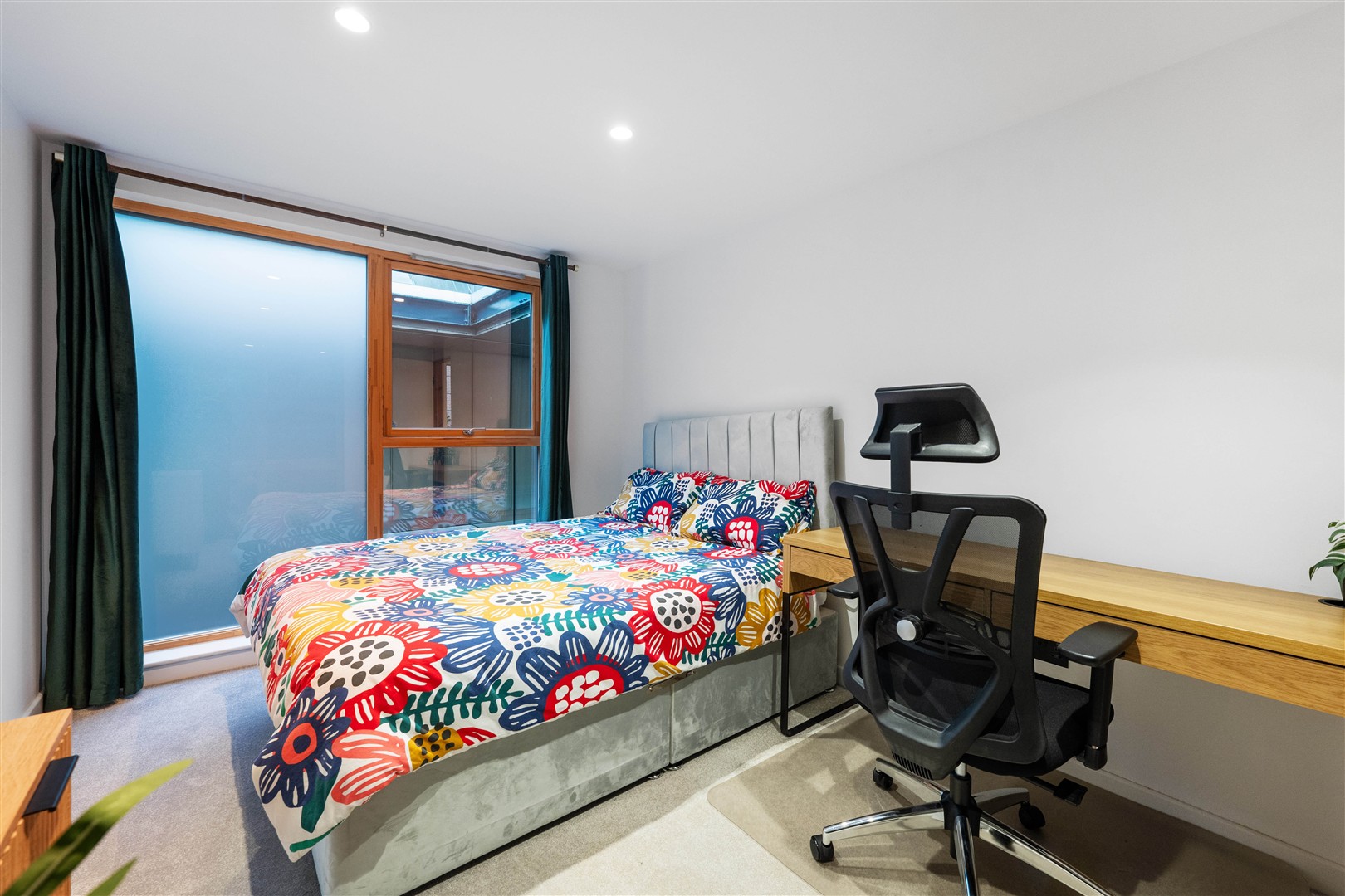 1.5 52 Lumsden Street 7 (Large)