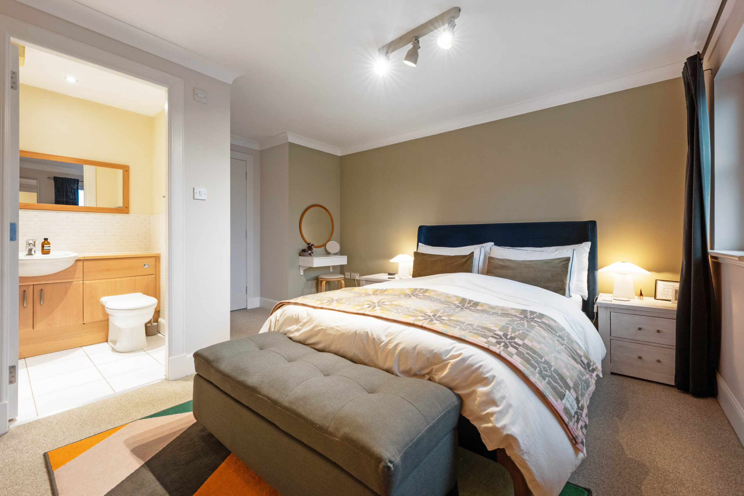 2.1, 17 St Helens Gardens (10)