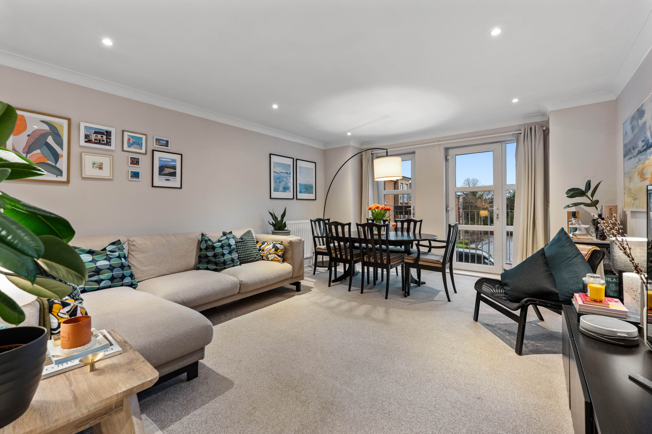 2.1, 17 St Helens Gardens (12)