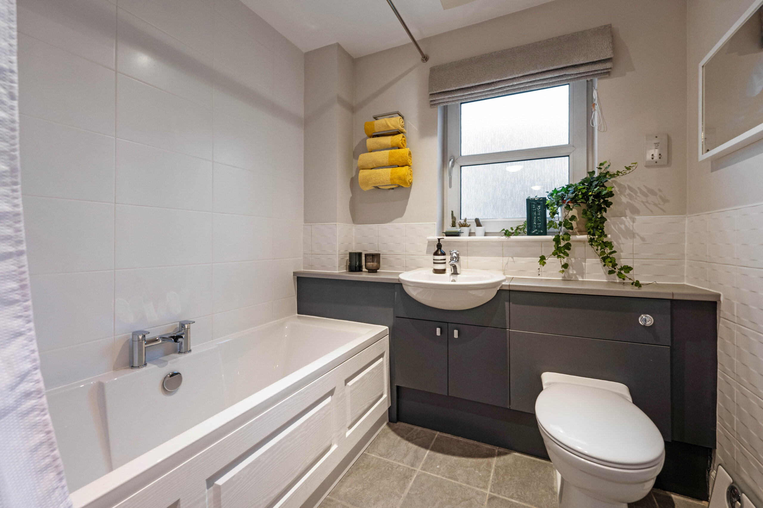 2.1, 17 St Helens Gardens (7)