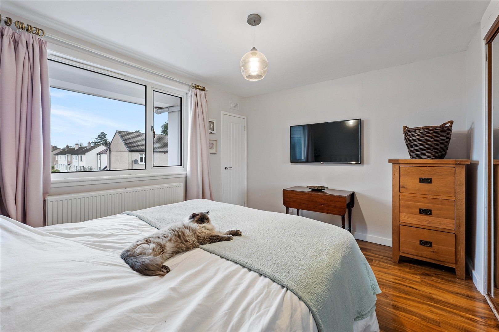 2.2 121 Helensburgh Drive 8 (Large)