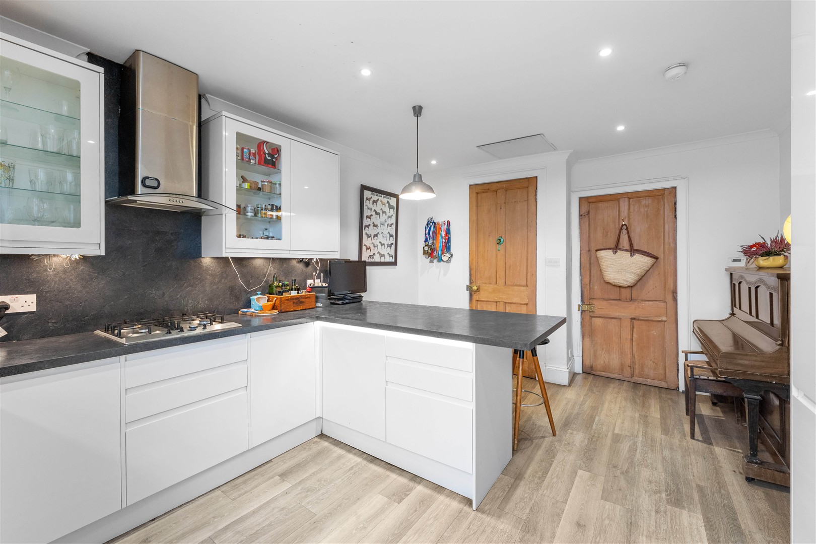 2.2 22 Westminster Terrace 9 (Large)