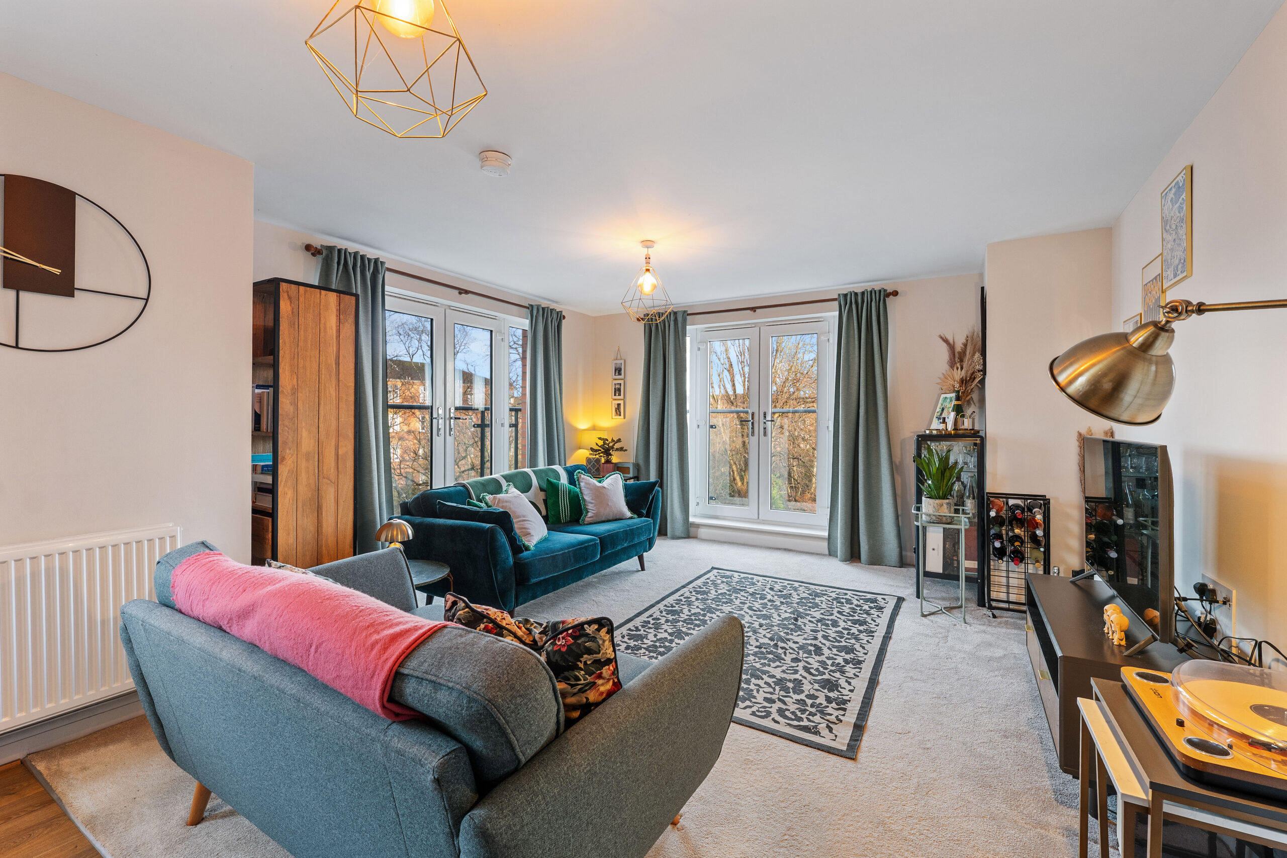 2.2, 6 Inverlair Avenue (4)