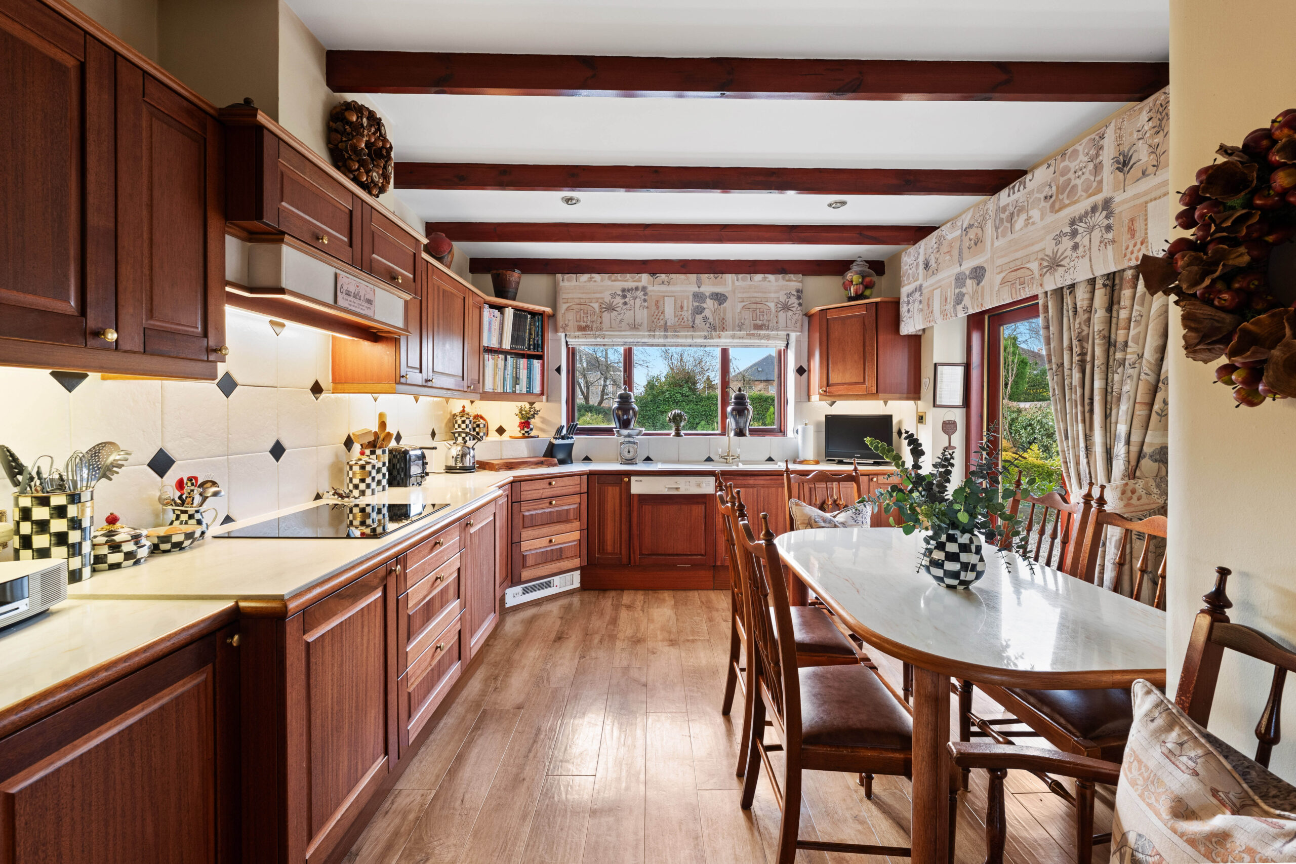 20 Calderwood Road (10)