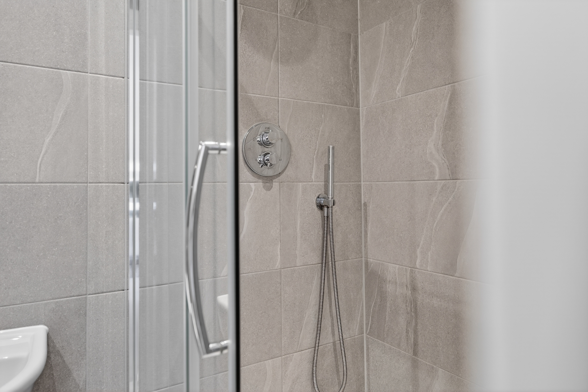 27_1 dunlop manor_28