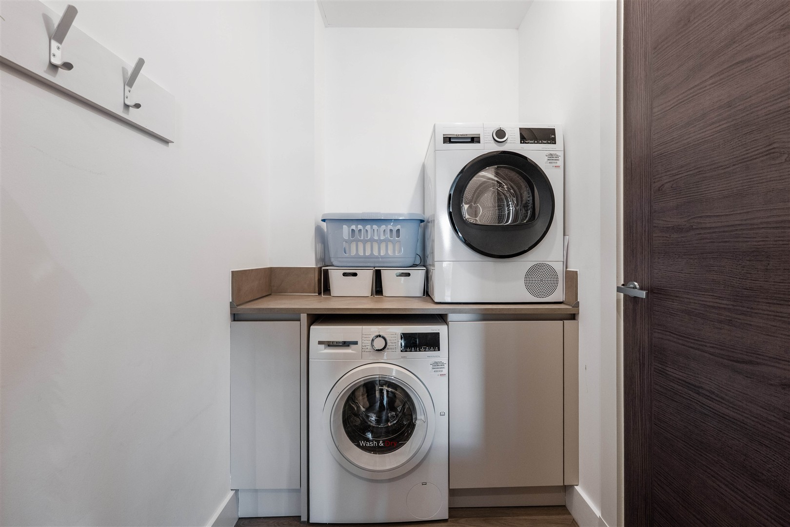 4.2 11 School Drive 23 (Large)