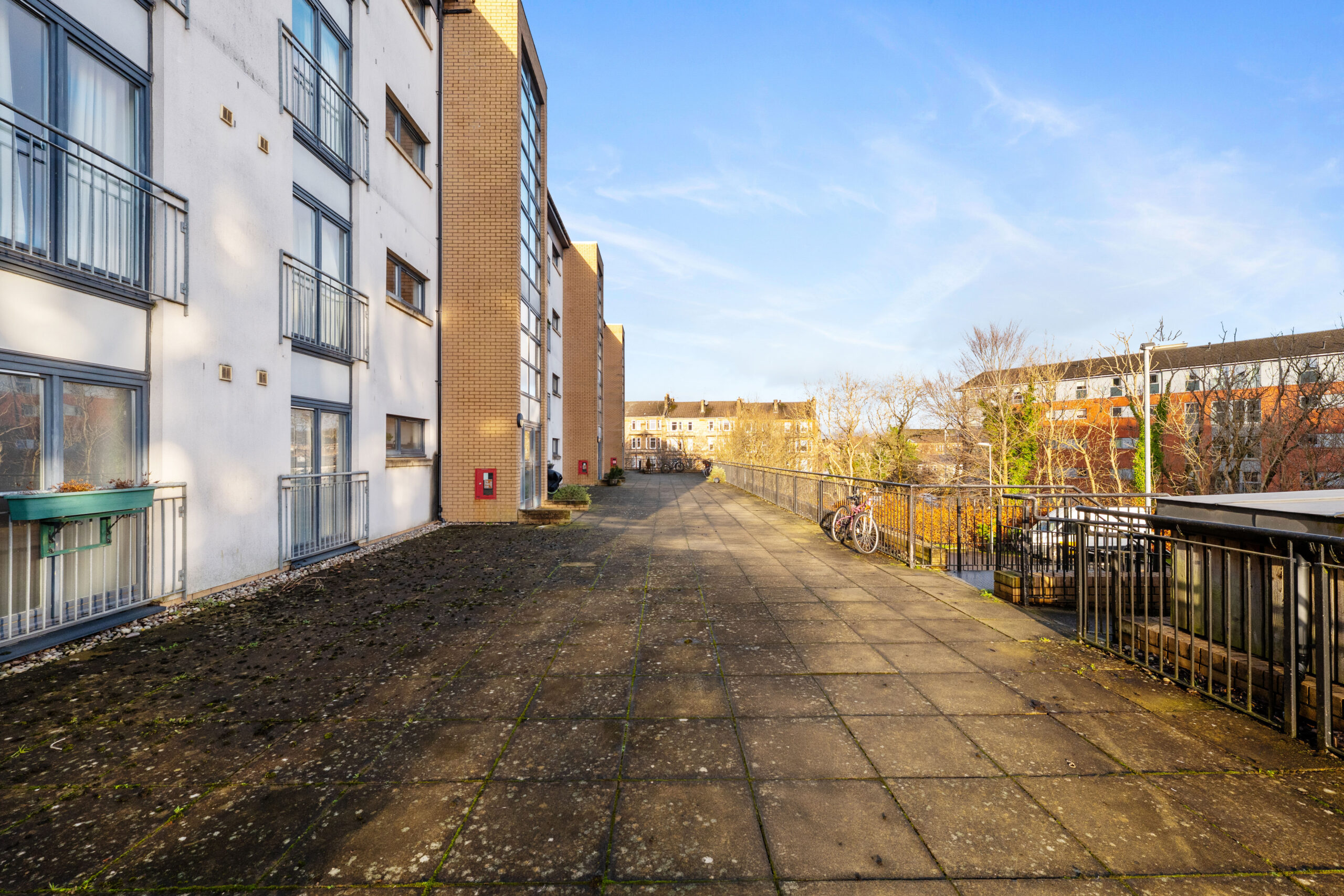 4.2, 6 White Cart Court (2)