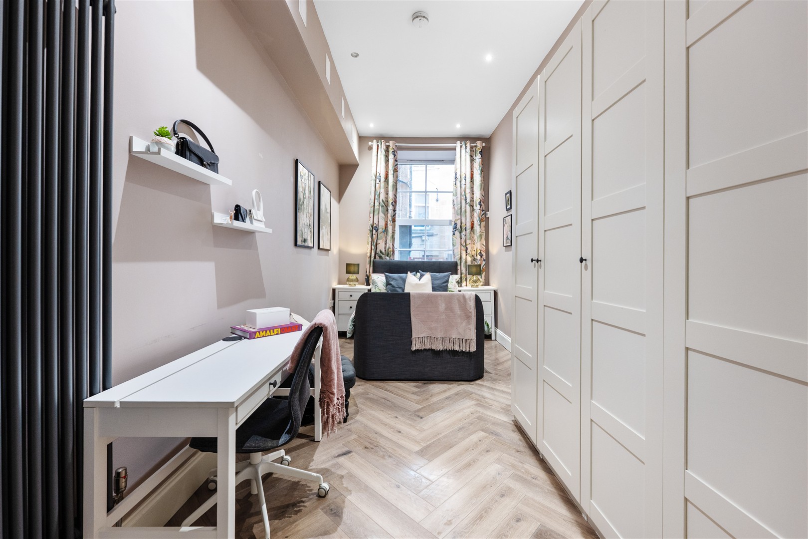 B2 69 Kent Road 8 (Large)