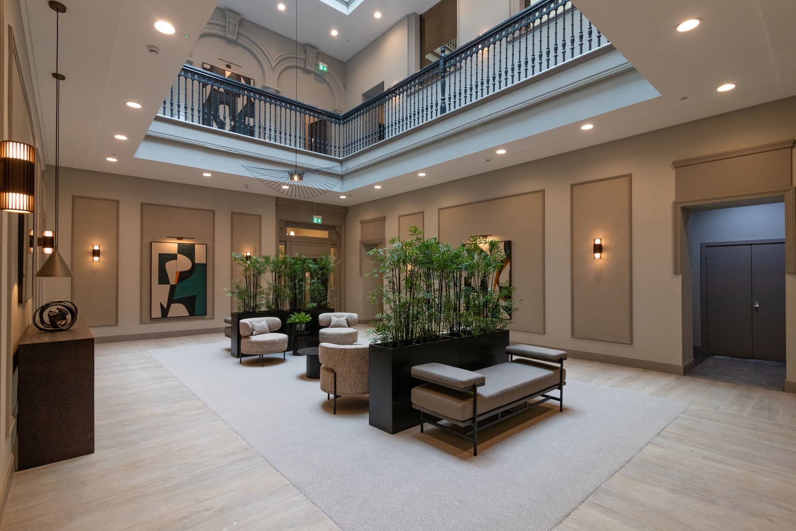 Kelvin-39NapiershallSt-32-Large