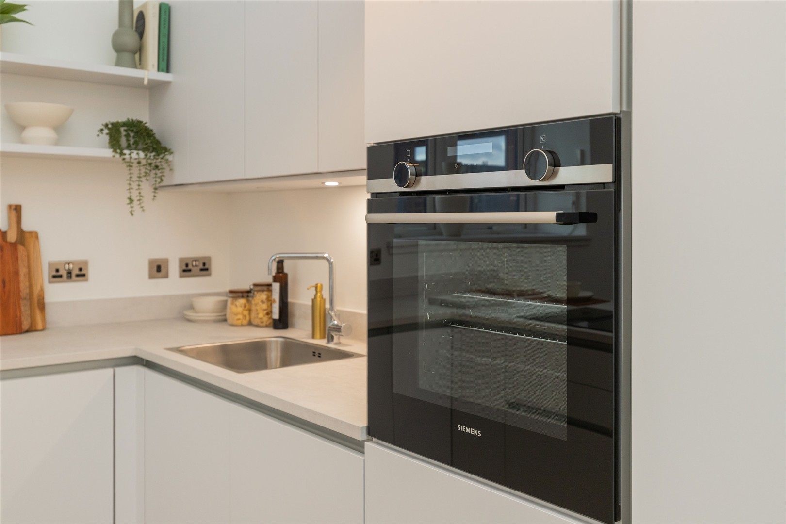 Kelvin-TheOldSchoolhouse,39NapiershallSt-Plot32-17 (Large)