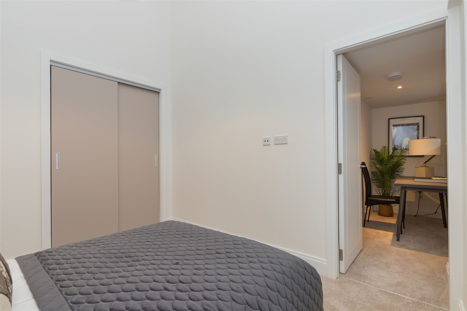 Kelvin-TheOldSchoolhouse,39NapiershallSt-Plot32-34 (Large)