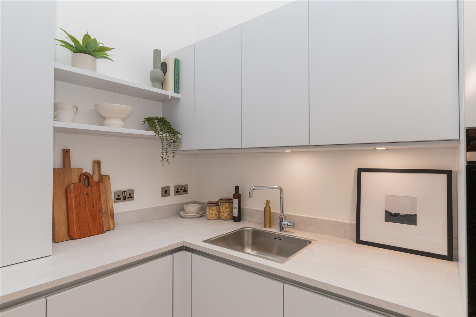 Kelvin-TheOldSchoolhouse,39NapiershallSt-Plot32-8 (Large)